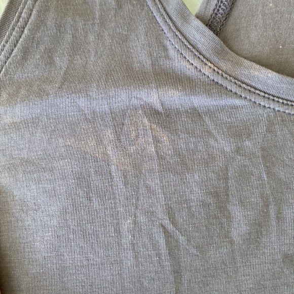 Lululemon tank top - Picture 2 of 3